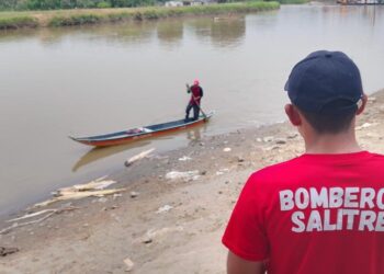 Dos cadáveres encuentran flotando en aguas del río Vinces