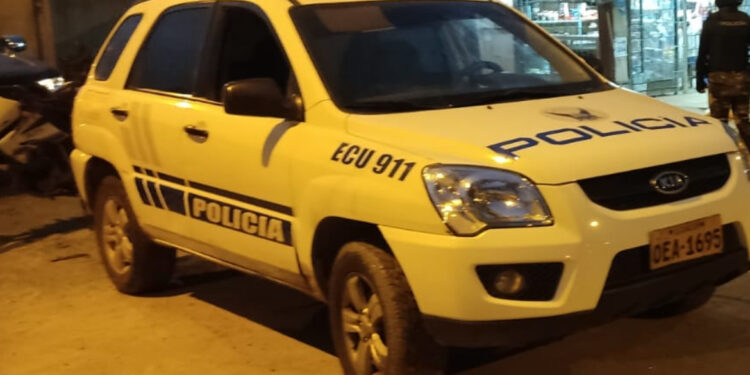 Lanzaron artefacto explosivo y dispararon contra una vivienda