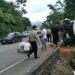 Tres fallecidos y 11 heridos al volcar una furgoneta