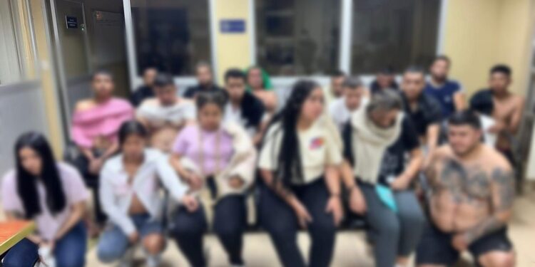 18 personas fuertemente armadas se preparaban para asaltar una entidad bancaria
