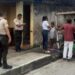 Rescatan a dos hermanitos encerrados dentro de una casa en Babahoyo