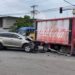Una herida al chocar automóvil y un camión