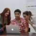 Negocios apuestan a la creatividad de los jóvenes para el manejo de sus redes sociales