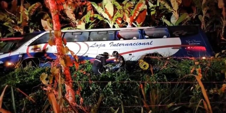 Una de las fallecidas del bus de la Cooperativa Loja iba a retornar a España