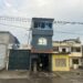 Delincuentes encapuchados atacaron una vivienda