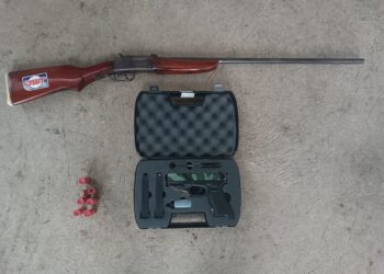Tres detenidos con armas de fuego salieron libres