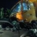Un herido en choque frontal entre camioneta y volquete