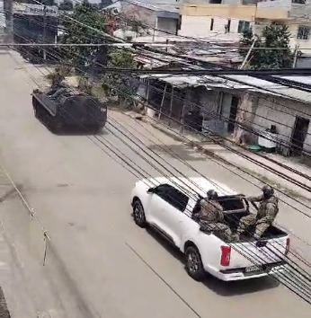 Puerto Bolívar militarizado
