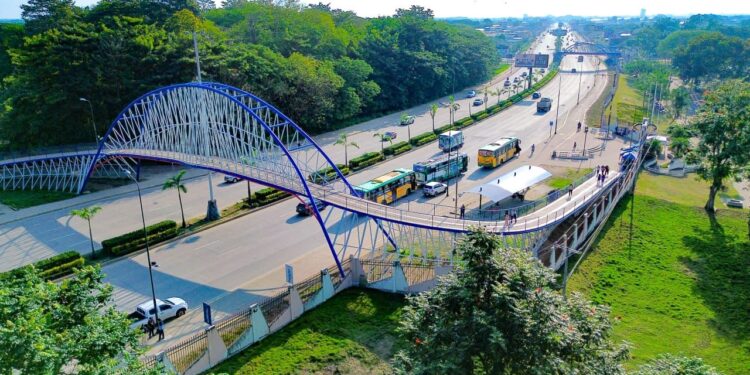 Prefectura inauguró reparación de los puentes de la UTMACH