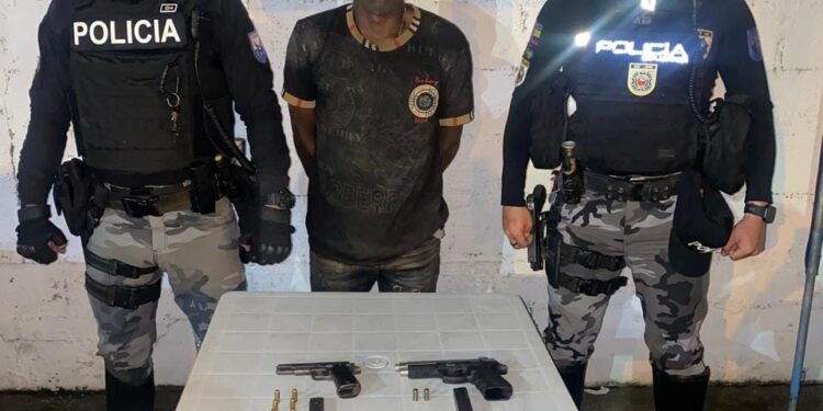 Detenido con dos armas de fuego tras disparos cerca de un prostíbulo
