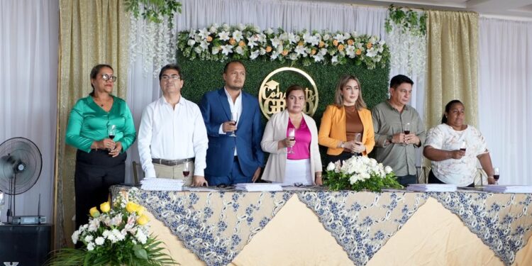 Municipalidad de Machala y Cámara de Artesanos de El Oro incorporan a 38 nuevas maestras artesanas