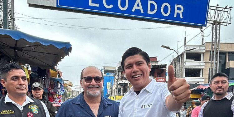Asambleísta Steven Ordóñez mostró a Ministro de Vivienda necesidades y bondades de Huaquillas