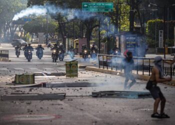 Violentas protestas en Venezuela tras reelección de Maduro; al menos 6 muertos y 44 heridos