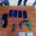 Operativo en Puerto Bolívar terminó con la detención de cinco personas y el decomiso de un arma