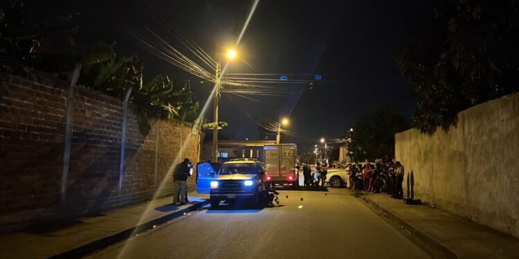 Sicarios asesinan a balazos a conductor de una camioneta en la parroquia Buenavista