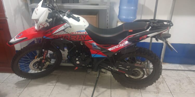 En Puerto Bolívar se encontró una motocicleta robada