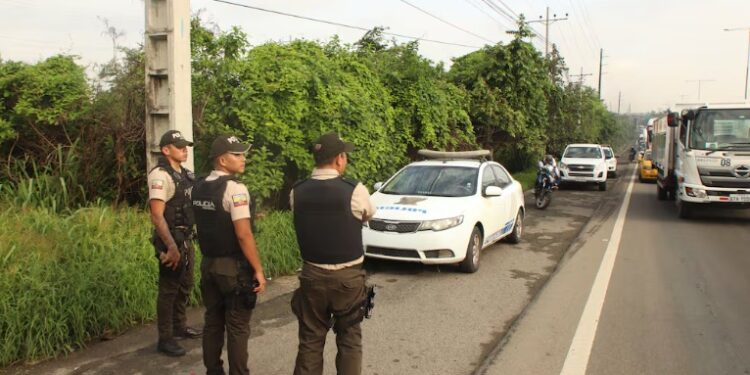 Ciudadano fue secuestrados y le sacaron 20.000 dólares de su cuenta bancaria