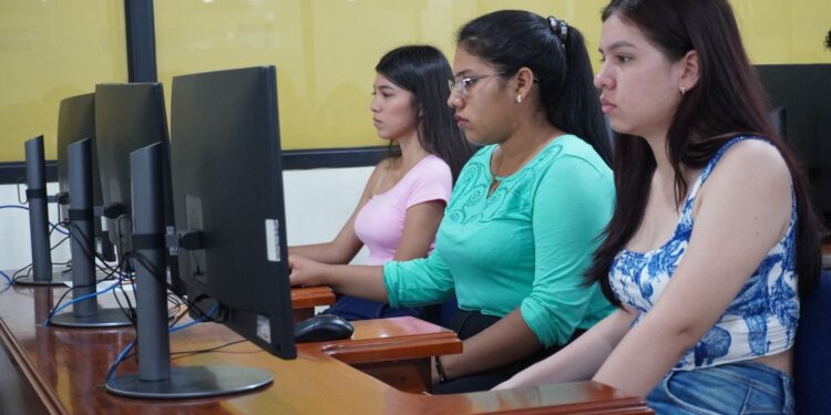 3190 cupos para período 2024-2 UTMACH toma pruebas de ingreso el 28 y 29 de agosto