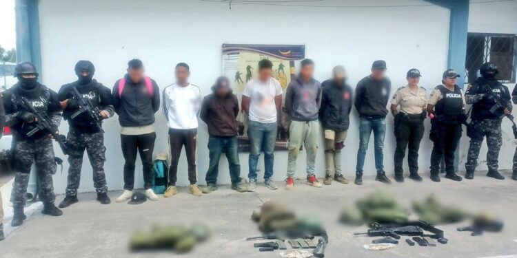 Militares detenidos por transporte ilegal de material aurífero salen con medidas sustitutivas
