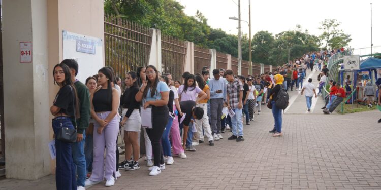 Comienza proceso de admisión en la UTMACH