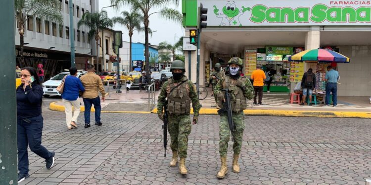 Bloque de Seguridad refuerza operativos en zona comercial de Machala