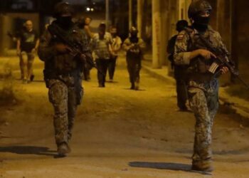 Toque de queda en el cantón Camilo Ponce Enríquez y parroquia Tenguel del Guayas