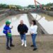 Prefectura de El Oro realiza mantenimiento en sistema de riego Pasaje-Machala para mejorar abastecimiento de agua