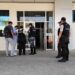 Sicarios dispararon en una maternidad para matar a un joven