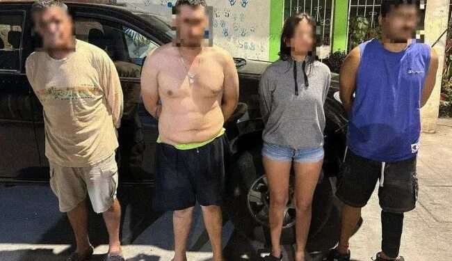 Cuatro detenidos en posesión de un arma de fuego de uso policial