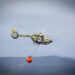 Fuerzas Armadas despliegan helicópteros para combatir incendios forestales en Quito