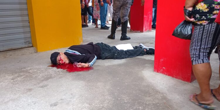 Le dispararon en la cabeza