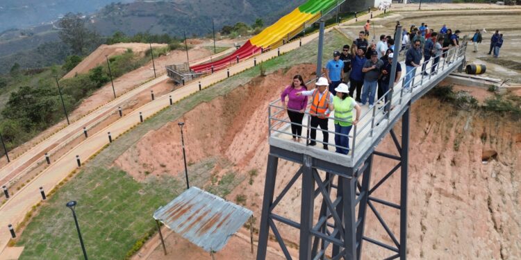 Prefectura le apuesta al turismo en la parte alta de El Oro