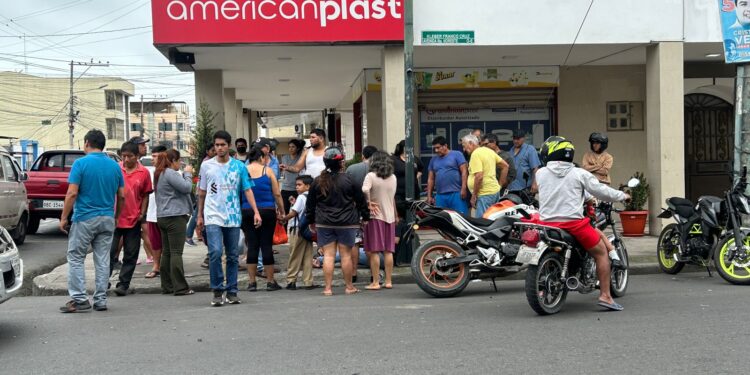 Motociclista sufrió fracturas en accidente en pleno apagón