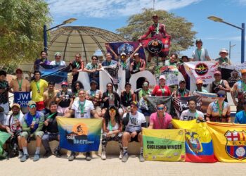 Ecuador y Perú unidos en una travesía épica sobre dos ruedas