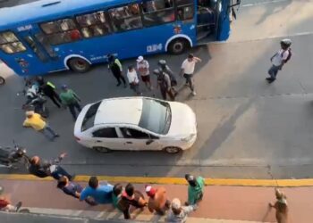 Asesinado con disparos dentro de un vehículo