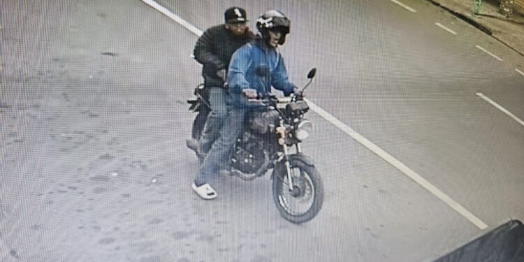 Cámara captó un asalto en el centro de Machala