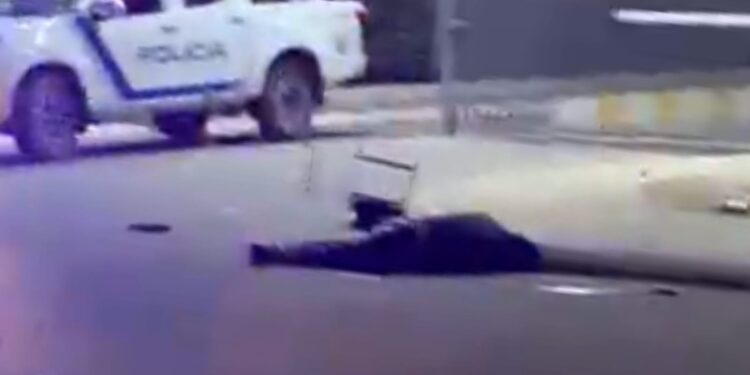 Matan a balazos y machetazos a guardia de seguridad de urbanización en Machala
