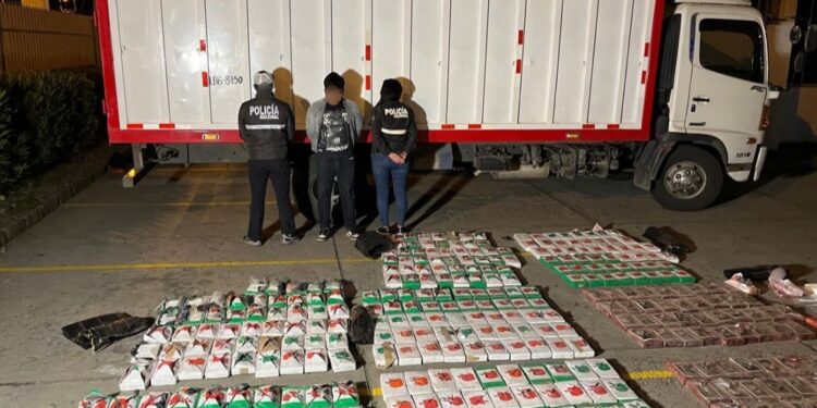 Policía retiró del mercado más de 3 millones de dosis de cocaína