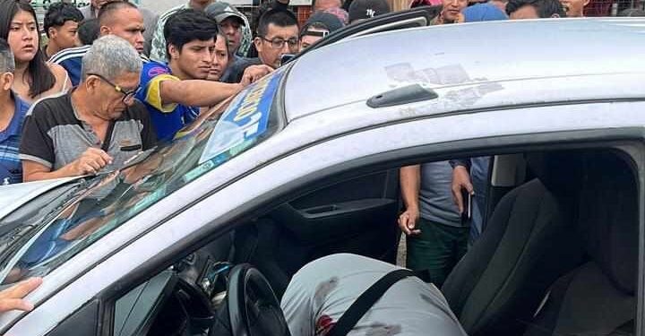 Conductor de una camioneta de transporte fue asesinado