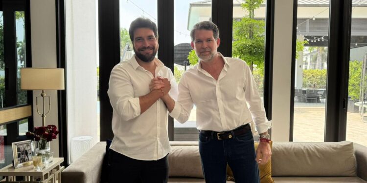Tabacchi visita a Topic tras descalificación de presidenciable