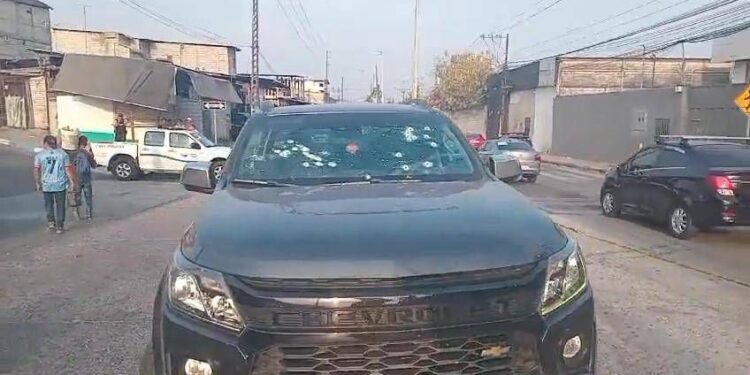 Criminales mataron al chofer y secuestraron a empresario