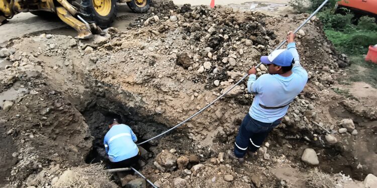 Aguas Machala EP restauró servicio de agua potable en Cdla. Rayito de Luz