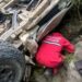 10 muertos al caer una camioneta en un barranco