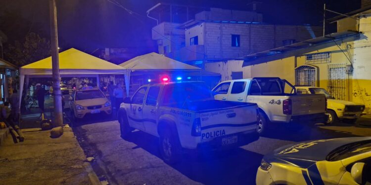 Herido al recibir al menos cinco disparos