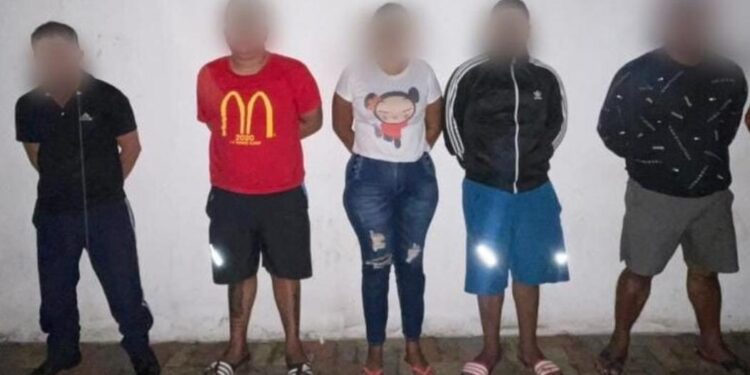 Extorsionadores le exigían 12.500 dólares para no secuestrar o asesinar a su hija
