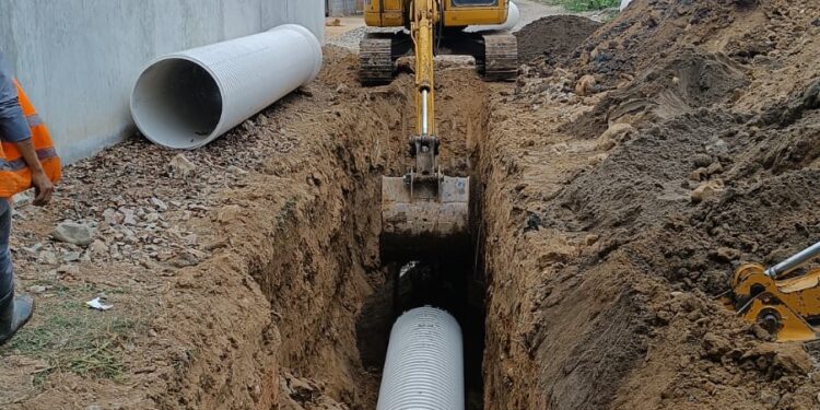Aguas Machala EP avanza en proyecto hidrosanitario en Unión Colombiana