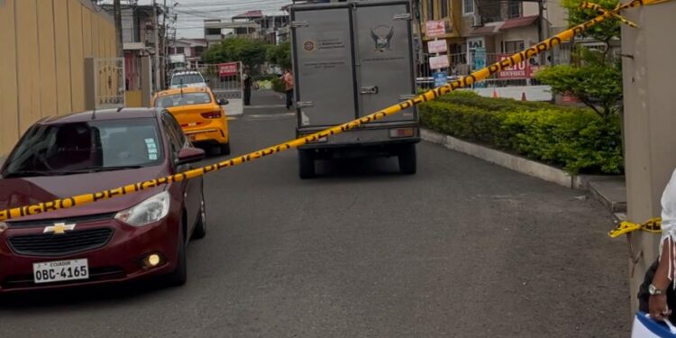 Sujetos armados llegaron a una urbanización privada para matar a un hombre