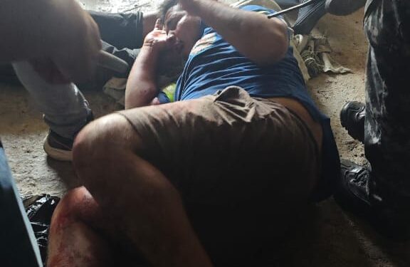 Tres policías resultaron heridos en un enfrentamiento que dejó cinco detenidos