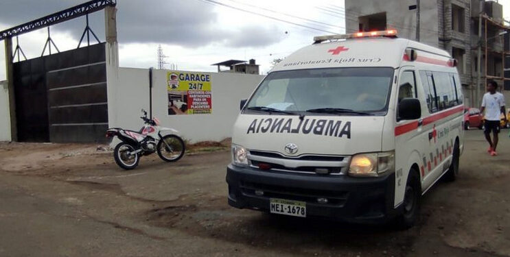 Dos maestros soldadores resultaron heridos en una explosión