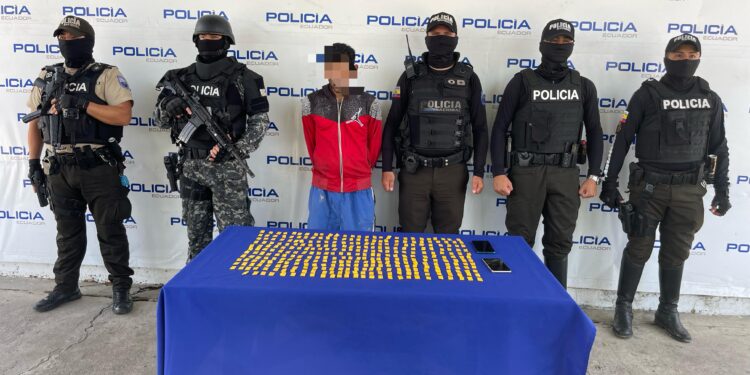 Aprehendido con 330 sobres de sustancias ilícitas